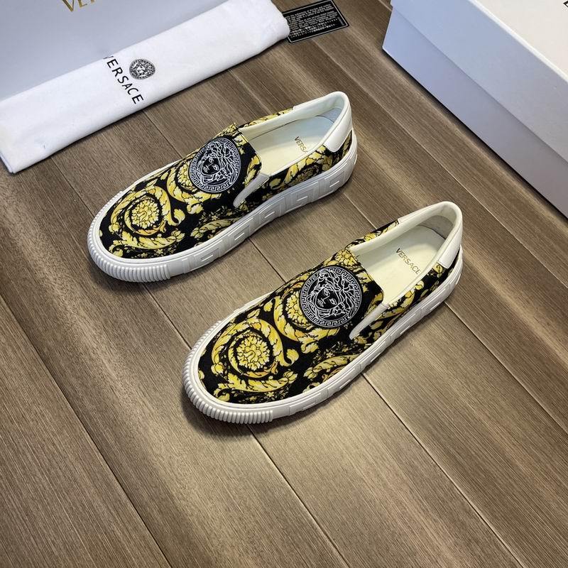 Versace Men's Shoes 219